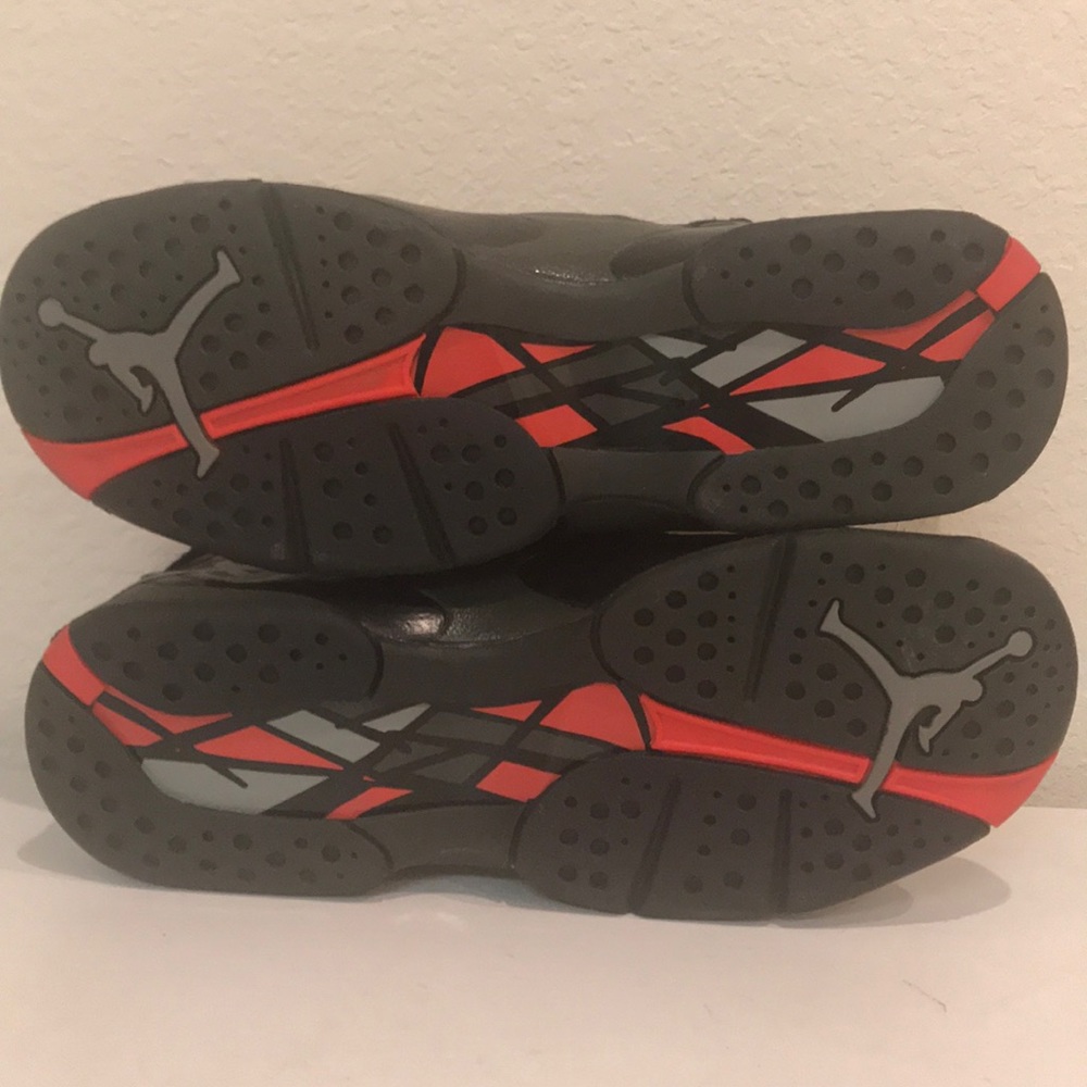 Retro Jordan 8 (GS) Take Flight “Undefeated” - Picture 6 of 7